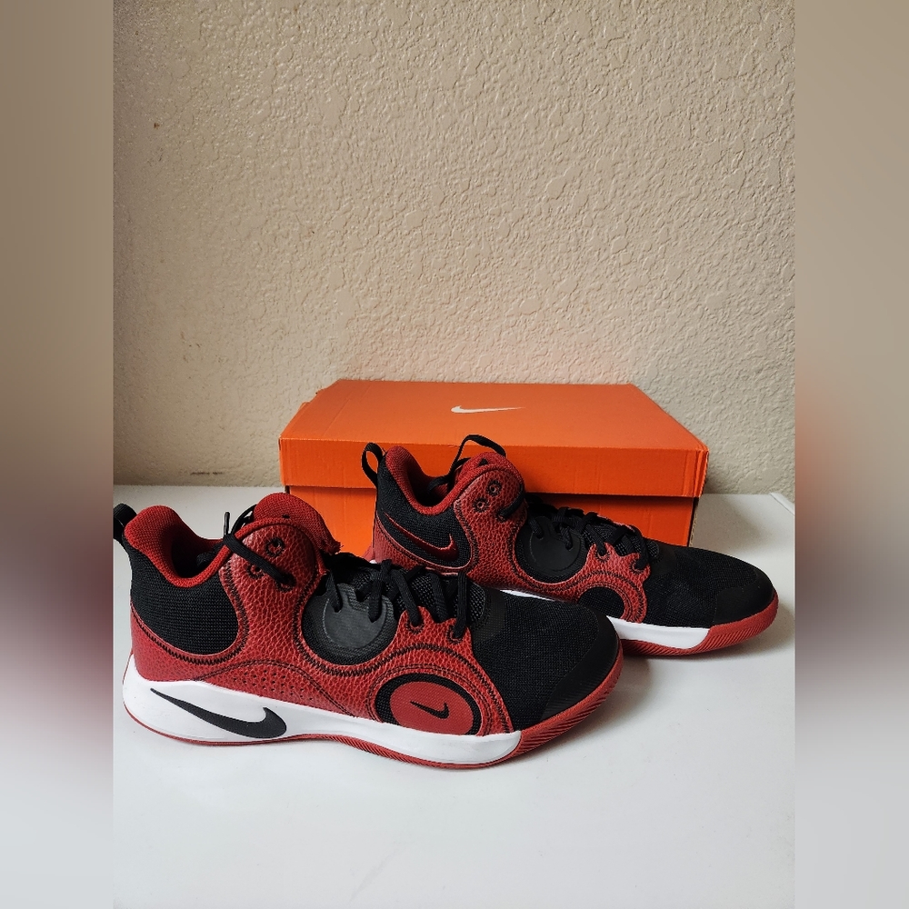 Nike fly by mid 2